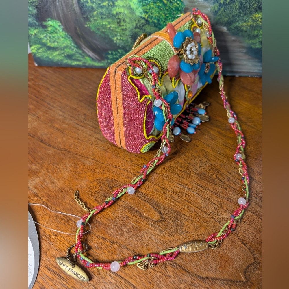 Mary Frances beaded Purse With Duster - Picture 9 of 15